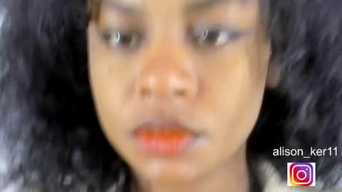 Snapshot of alison_ker chatting on May 10, 2026, 8:52 am Sofias house online show from May 10, 2026, 8:52 am
