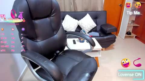 Snapshot of alisonlemoos chatting on May 22, 2026, 10:10 am Alisson online show from May 22, 2026, 10:10 am
