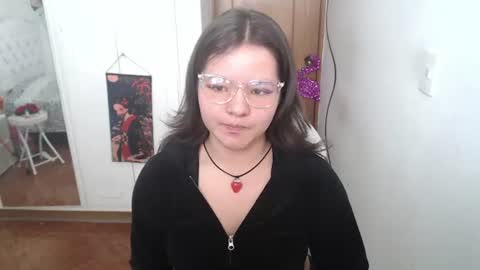 Snapshot of alissa_morrison chatting on July 7, 2026, 6:45 pm alissa_morrison online show from July 7, 2026, 6:45 pm