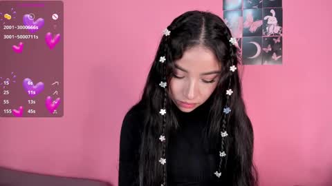 Mara  Isabel online show from February 25, 2025, 10:18 pm