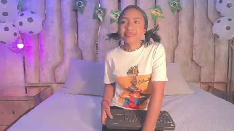 alisse_myers online show from June 24, 2026, 3:05 am