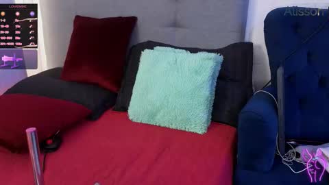 alisson0002 online show from September 26, 2025, 7:40 pm