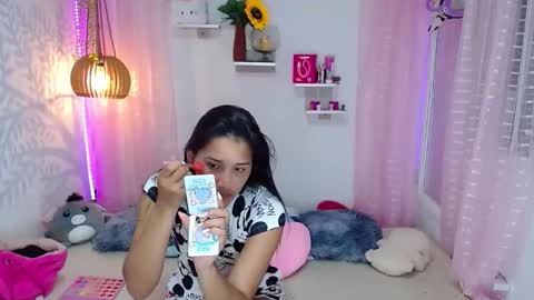 alisson online show from December 15, 2025, 6:39 am