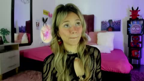 Alisson IG alisson zafiro27 online show from January 23, 2025, 2:17 pm