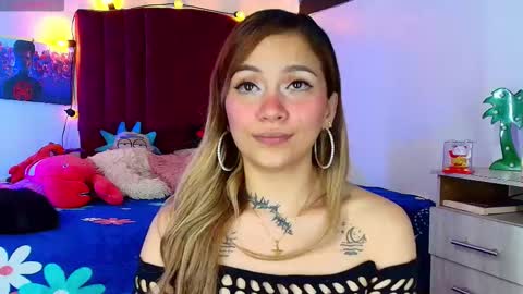 Alisson IG alisson zafiro27 online show from October 5, 2025, 9:07 am