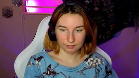 Snapshot of alisun_ chatting on September 19, 2025, 9:04 pm A L I C E online show from September 19, 2025, 9:04 pm