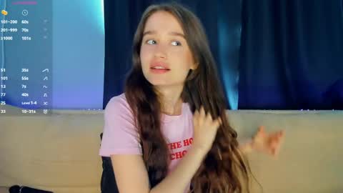 Alivia online show from April 22, 2026, 8:17 am