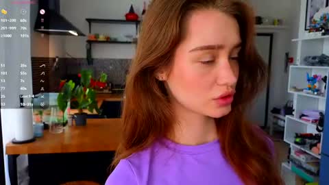 Alivia    online show from June 17, 2026, 8:50 am