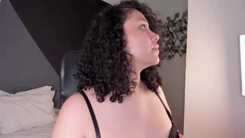 alixon online show from December 15, 2024, 7:10 pm