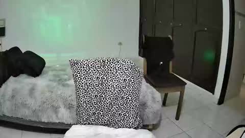 Snapshot of alixxx_culombia chatting on February 6, 2026, 8:34 pm Alix online show from February 6, 2026, 8:34 pm