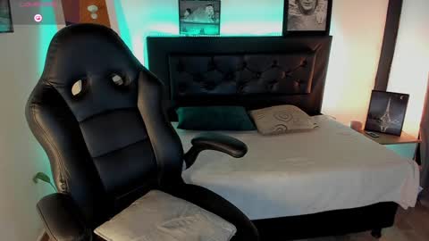 Alizee online show from January 29, 2025, 10:53 pm