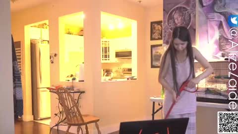 Alize Zaide online show from February 23, 2025, 6:45 pm