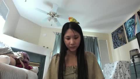 Alize Zaide online show from September 12, 2025, 7:36 pm