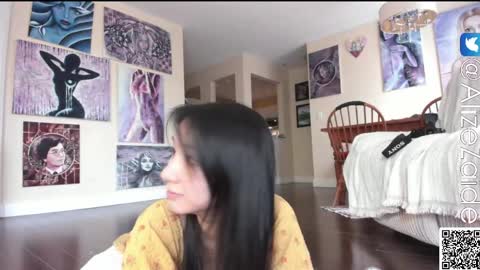 Alize Zaide online show from April 12, 2026, 7:30 pm