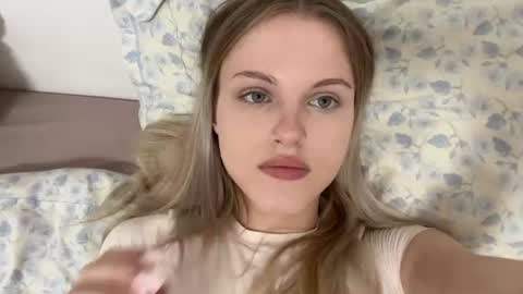 Kate online show from June 28, 2026, 3:18 pm