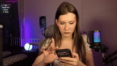 Lory Glory online show from July 26, 2026, 7:21 pm