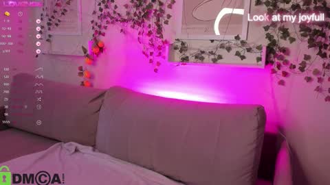 alli_aster online show from October 3, 2025, 3:36 am