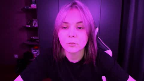 Snapshot of alli_zi chatting on November 15, 2025, 4:03 pm Blair online show from November 15, 2025, 4:03 pm