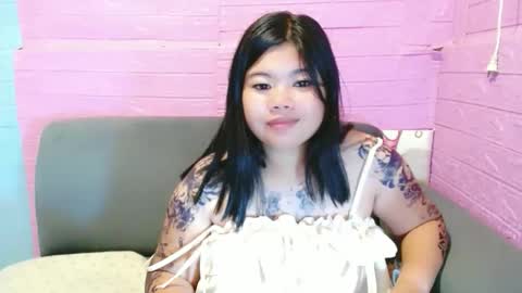 Snapshot of allianahpetit chatting on February 26, 2026, 3:55 pm allianahpetit online show from February 26, 2026, 3:55 pm