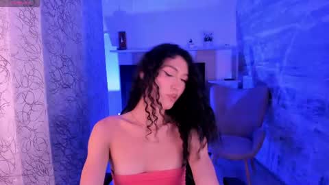 Snapshot of allicemackenzie_ chatting on June 17, 2026, 6:27 am AlliceMackenzie online show from June 17, 2026, 6:27 am