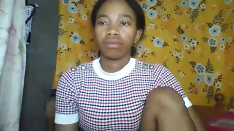 Snapshot of alliciax632770q chatting on April 22, 2026, 2:07 pm alliciax632770q online show from April 22, 2026, 2:07 pm