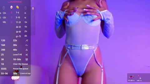 Allie Bloom online show from October 14, 2025, 3:51 am
