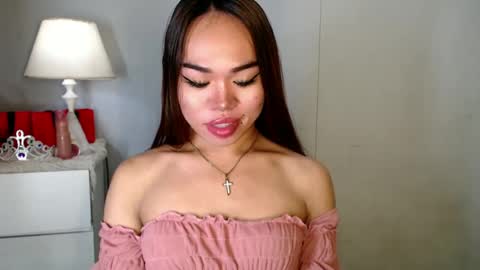 Snapshot of allirah20x chatting on December 11, 2024, 3:47 pm Allirah online show from December 11, 2024, 3:47 pm