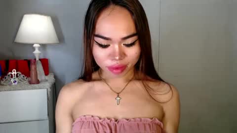 Snapshot of allirah20x chatting on December 15, 2024, 6:48 pm Allirah online show from December 15, 2024, 6:48 pm