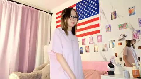 Snapshot of allison_a chatting on June 24, 2026, 5:50 am the thief of your heart online show from June 24, 2026, 5:50 am