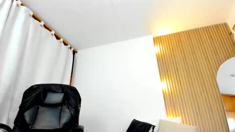 Snapshot of allison_fosther chatting on November 1, 2025, 3:19 am allison_fosther online show from November 1, 2025, 3:19 am