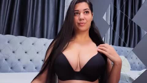 Snapshot of allison_karter chatting on September 27, 2025, 5:45 am Allison online show from September 27, 2025, 5:45 am