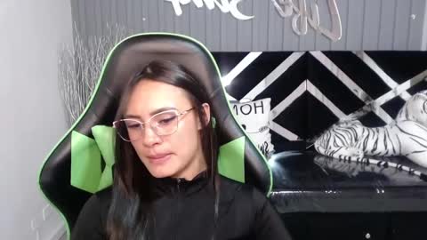 Allisson online show from February 20, 2025, 6:28 am