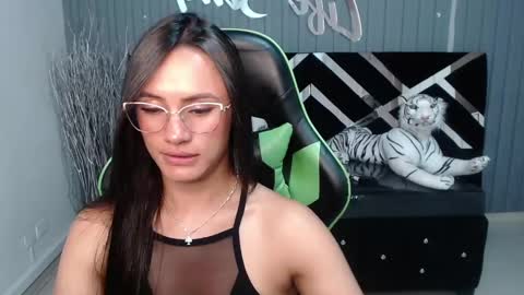 Allisson online show from March 8, 2025, 12:55 am