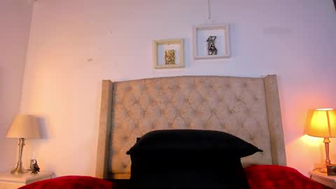 allisson online show from April 1, 2026, 12:06 pm