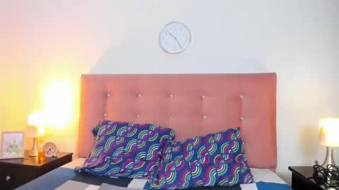 Snapshot of allisson_rose chatting on February 4, 2025, 3:22 am Alli online show from February 4, 2025, 3:22 am