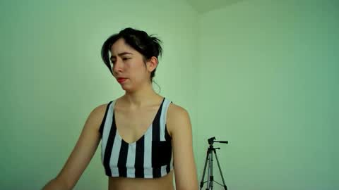 Snapshot of allisson_rose chatting on September 16, 2025, 7:26 pm Alli online show from September 16, 2025, 7:26 pm