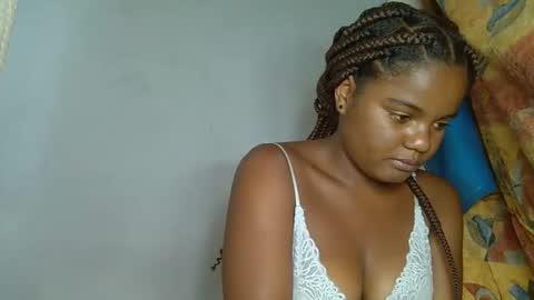 allizida01 online show from December 13, 2025, 7:53 pm