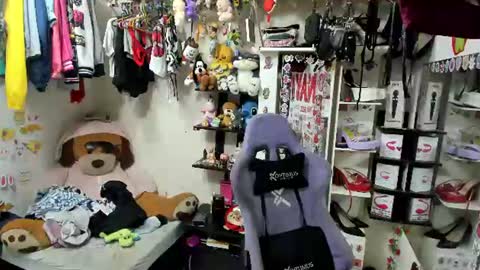 allsson_miller online show from July 21, 2026, 11:01 am