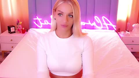 AlwaysHot online show from January 24, 2025, 6:03 am