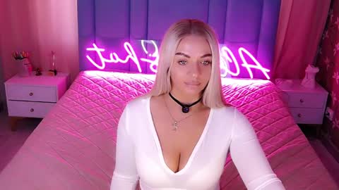 AlwaysHot online show from April 4, 2026, 1:59 am