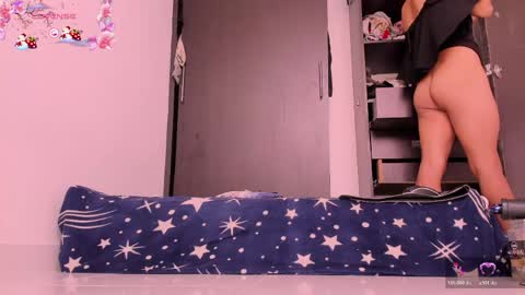 Snapshot of ally_cantero chatting on April 30, 2026, 4:35 pm NEW VIDEOS IN MY PROFILE online show from April 30, 2026, 4:35 pm