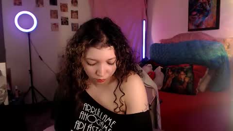 Snapshot of ally_donfort chatting on February 20, 2026, 12:18 am Ally online show from February 20, 2026, 12:18 am