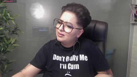         online show from January 17, 2025, 12:10 am