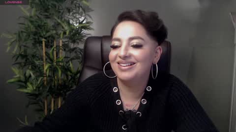         online show from February 5, 2025, 1:15 am