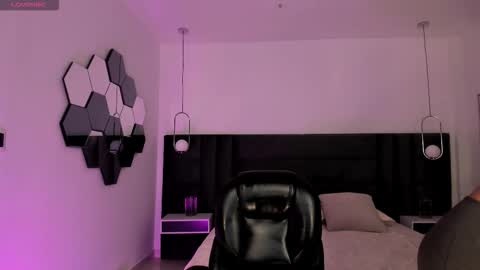 Alisson online show from February 5, 2026, 10:09 am