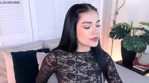 Snapshot of almablaze chatting on April 25, 2026, 1:41 pm Mia online show from April 25, 2026, 1:41 pm