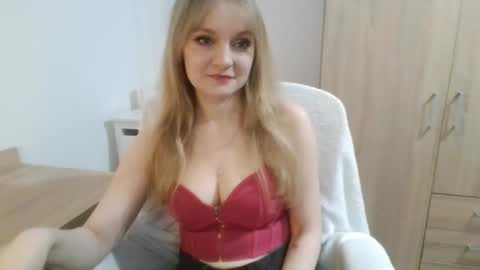 Snapshot of almanature chatting on October 28, 2025, 5:04 pm AlmaNature online show from October 28, 2025, 5:04 pm