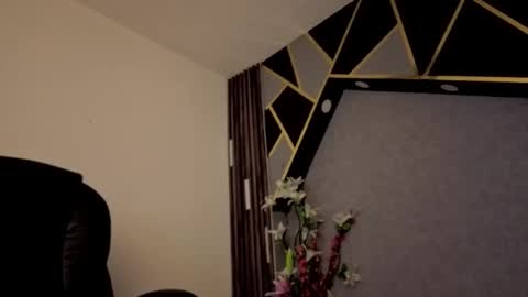 ALMMA online show from October 29, 2025, 1:57 pm