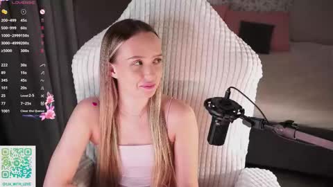 Lia online show from February 7, 2026, 1:20 am