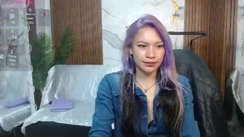 Snapshot of alonddra_tay chatting on July 4, 2026, 11:38 am alonddra_tay online show from July 4, 2026, 11:38 am